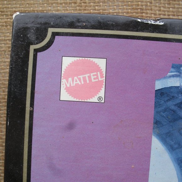 Dinotopia Dinosaur Parade 750 Piece Puzzle - Picture 12 of 16